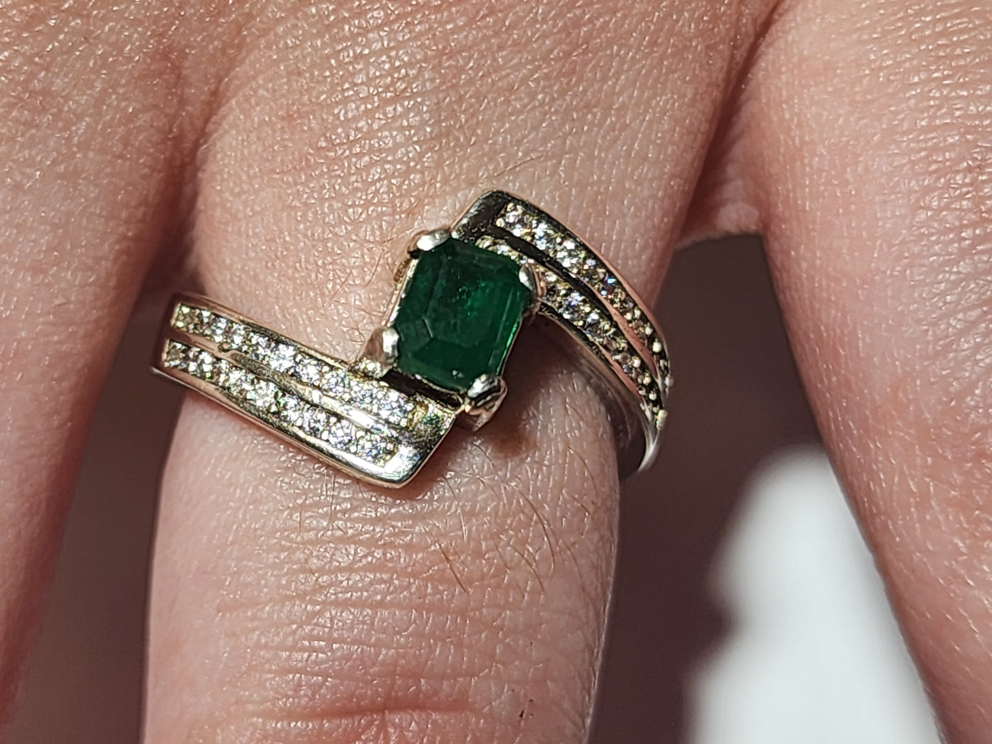 Swat Emerald Sterling Silver Ring with Rhodium Plating and Cubic Zirconia Accents - Size 7