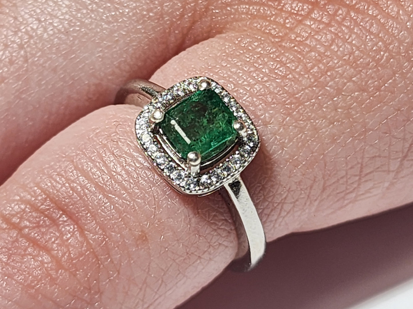 Exquisite Swat Emerald Silver Ring with Rhodium Plating and Cubic Zirconia Accents